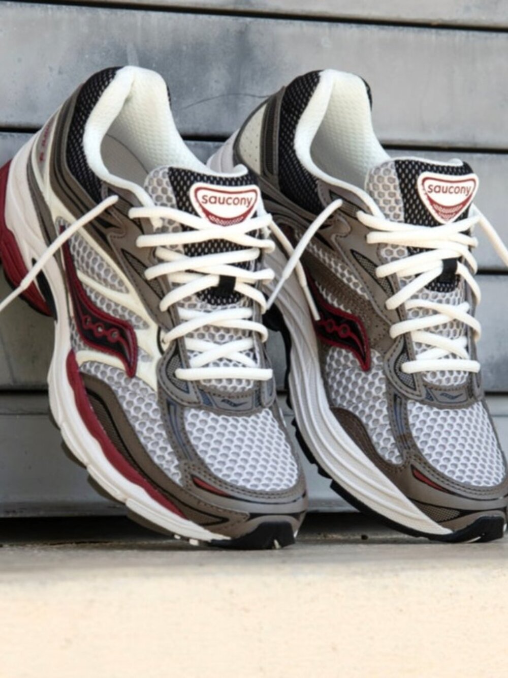 Saucony Progrid Omni 9